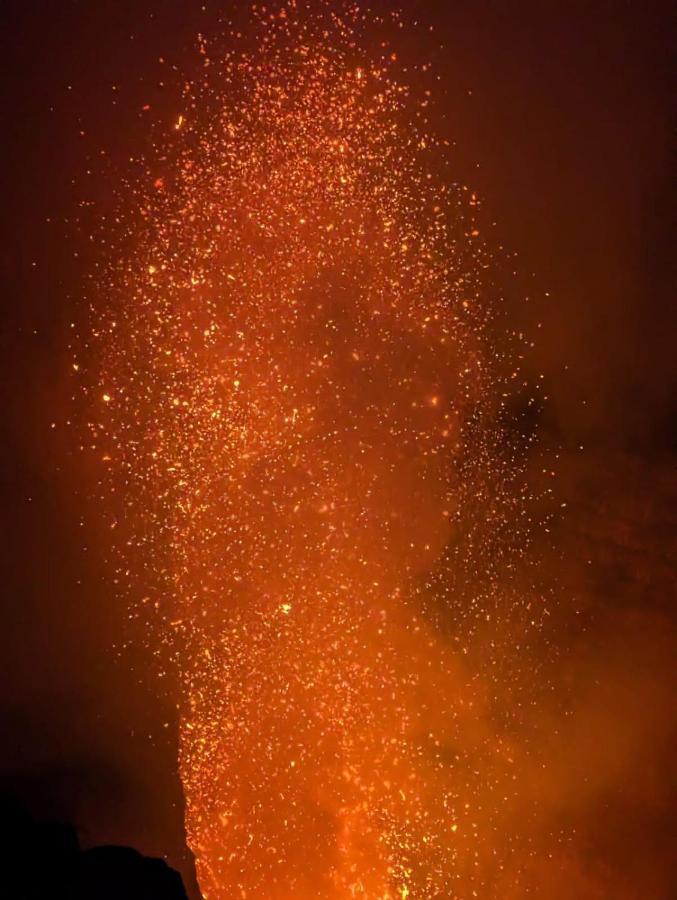 Tanna Lava View Bungalows Lénakel Екстериор снимка