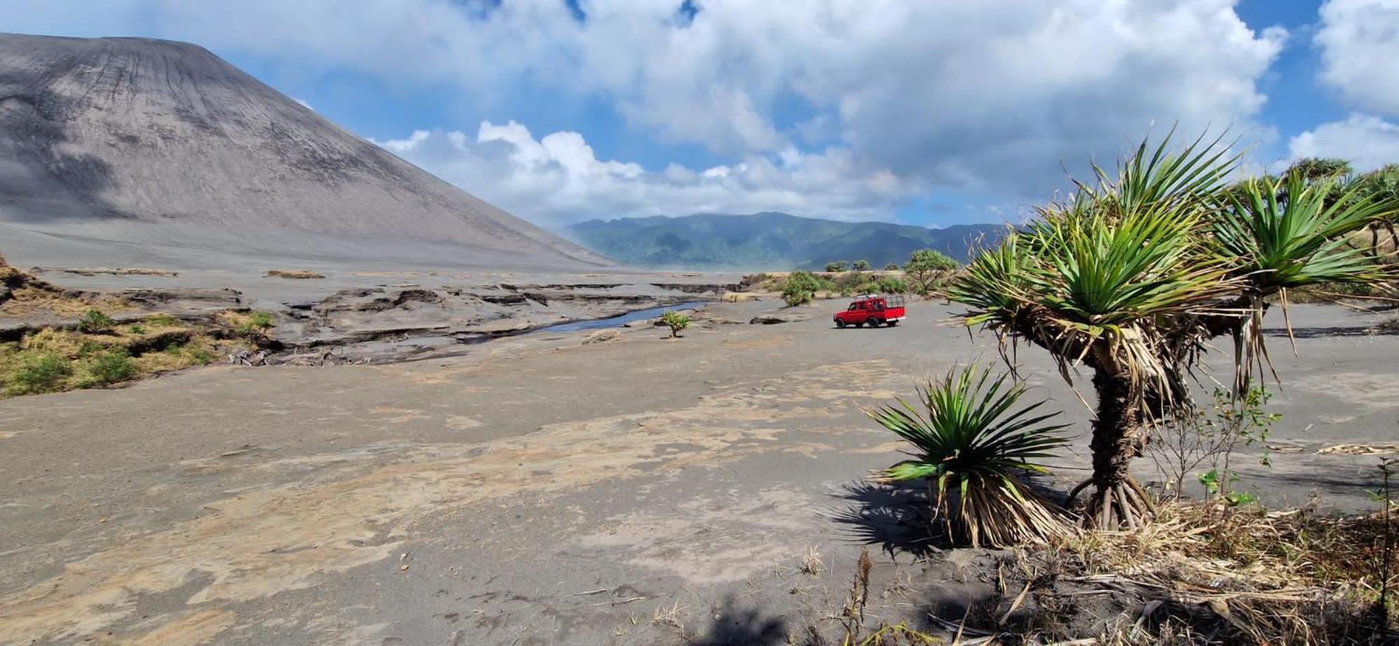 Tanna Lava View Bungalows Lénakel Екстериор снимка